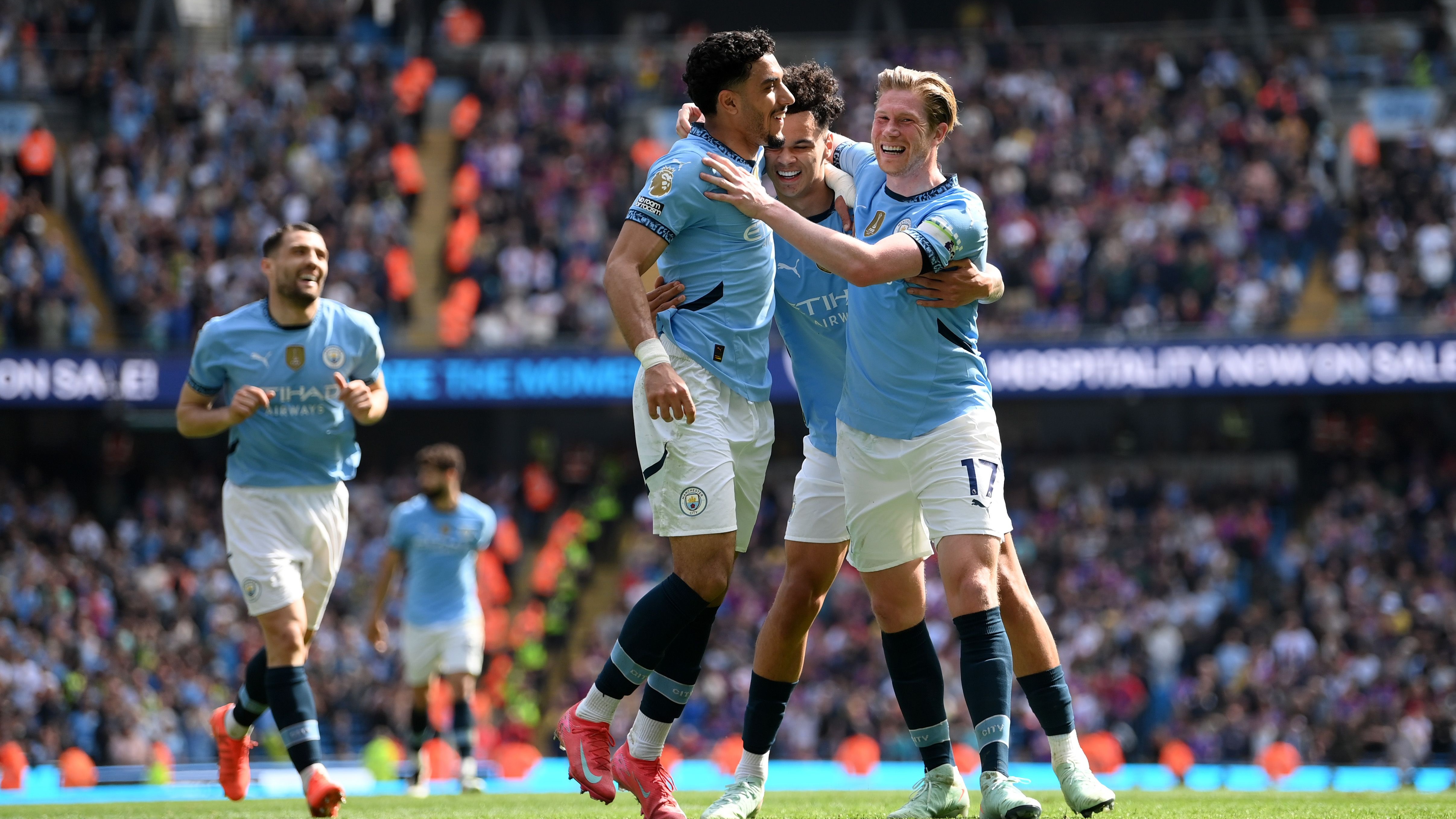 爱游戏登录-德布劳内在日本队比赛中锐不可当，晋级下一阶段引发热议！